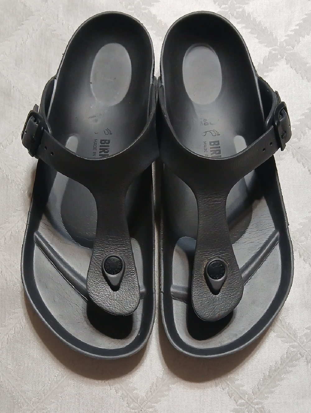 Birkenstock // Gizah Sandal  Size 10 women's